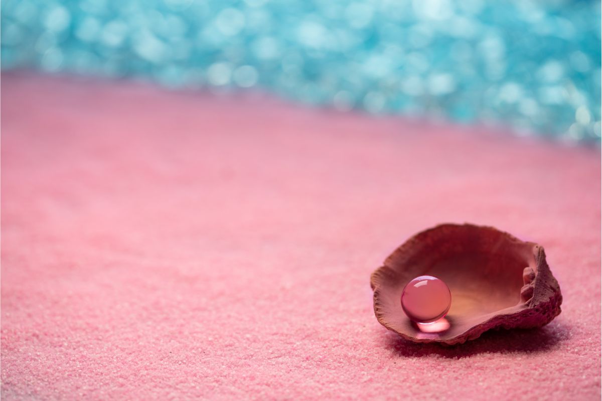 What Makes Sardinian Sand Pink